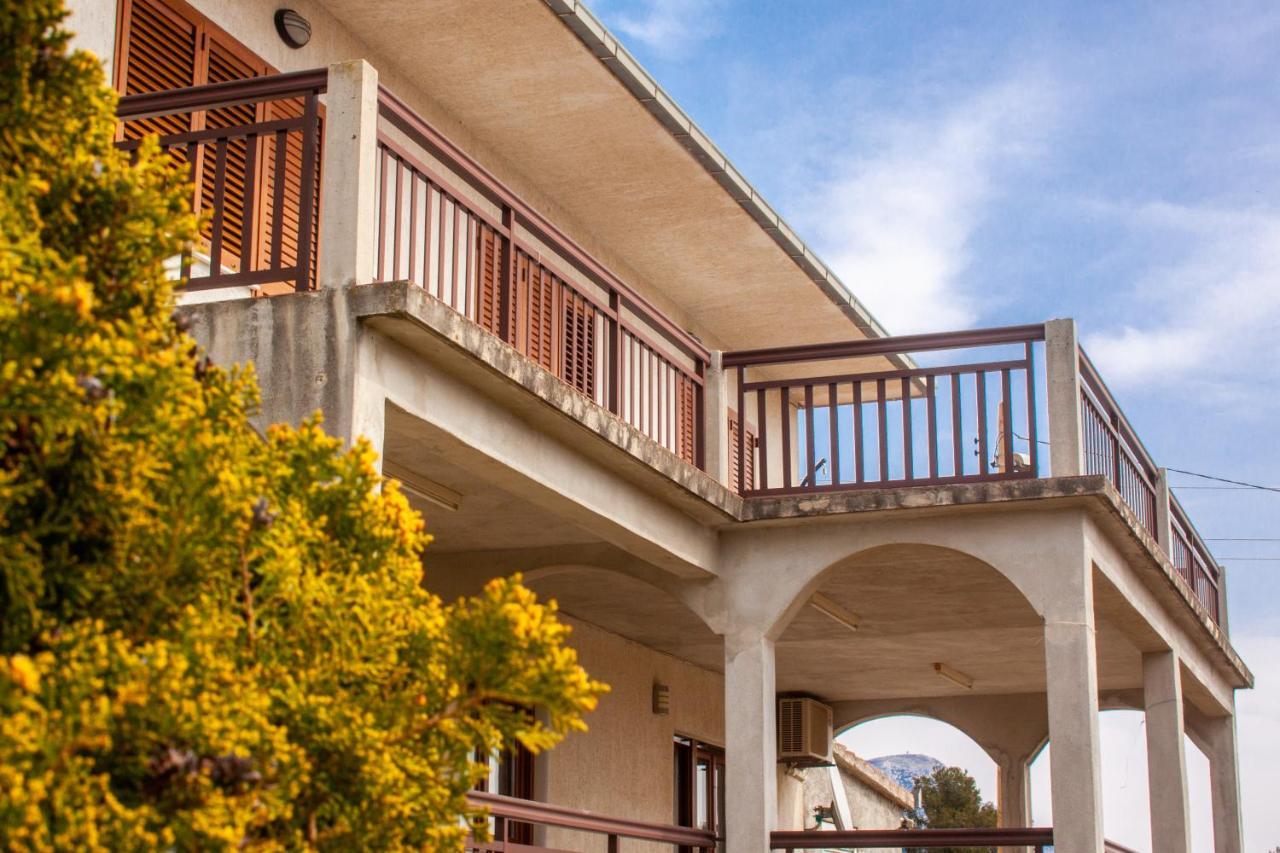 Apartment Juric Kaštel Novi Esterno foto