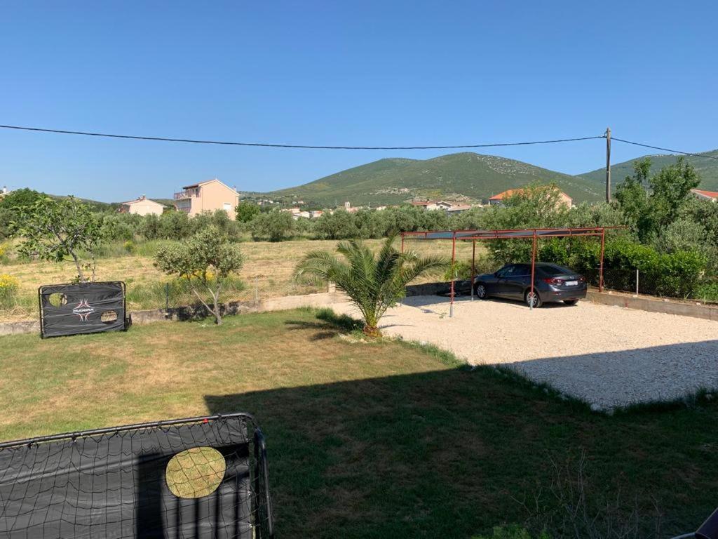 Apartment Juric Kaštel Novi Esterno foto